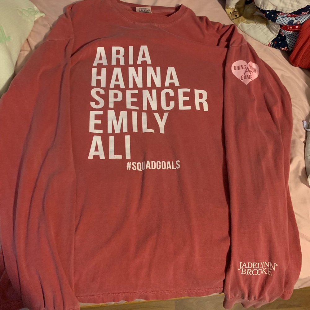Jadelynn Brooke PLL tee